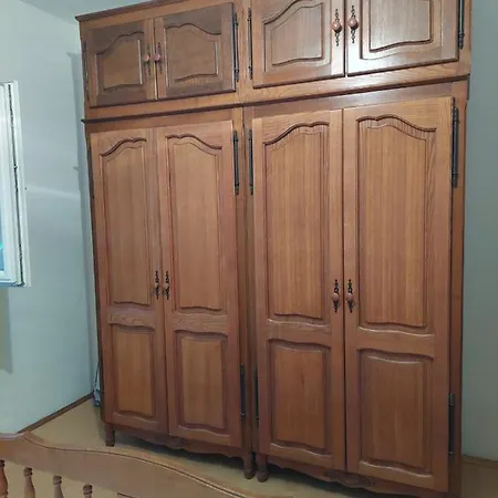 Apartment Istola *