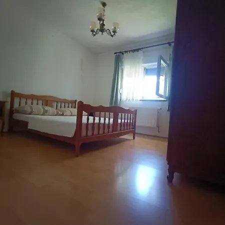 Istola Apartment